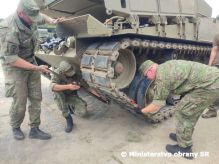 Pokraovanie kurzu posdok tankov Leopard 2A4